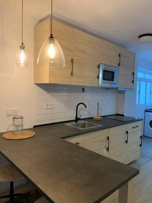 Ideal Apartamento En El Barrio De Las Delicias Malaga Spain