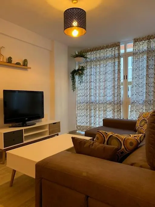 Ideal Apartamento En El Barrio De Las Delicias Málaga